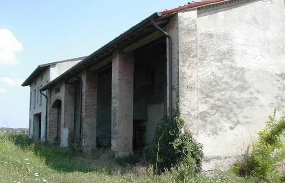 Piacenza: Agriturismo Mezzanone - Esterno del rustico