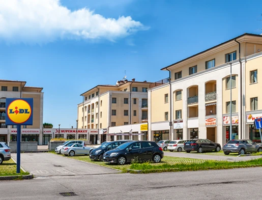Bagnolo Mella (BS) - Centro commerciale
