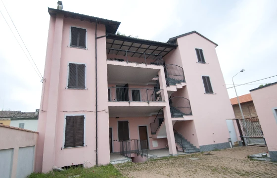 Palestro (PV): Appartamenti in palazzina