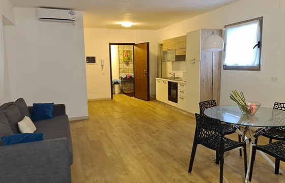 Paratico (BS): Bilocali fronte lago