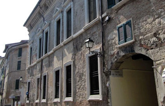 Brescia: Palazzo Calini Gambara - Esterno